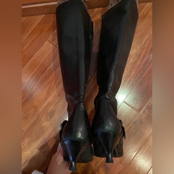 Salvatore Ferragamo Kitten Heels Knee High Boots with nice detail buckle - Picture 5 of 6